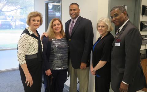 Congressman Marc Veasey at Arlington Handitran 1